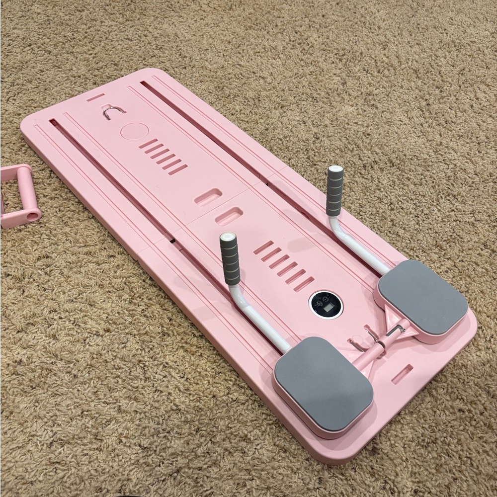 NWOT LhanelFit Pilates Reformer Board